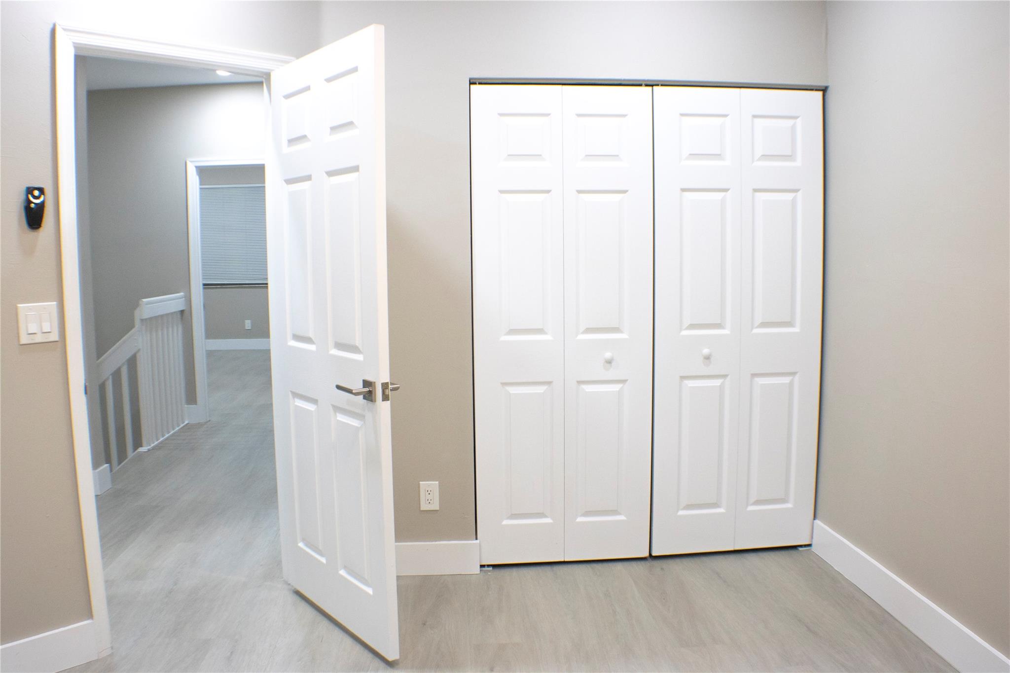 Manor Forest 04 - Residential