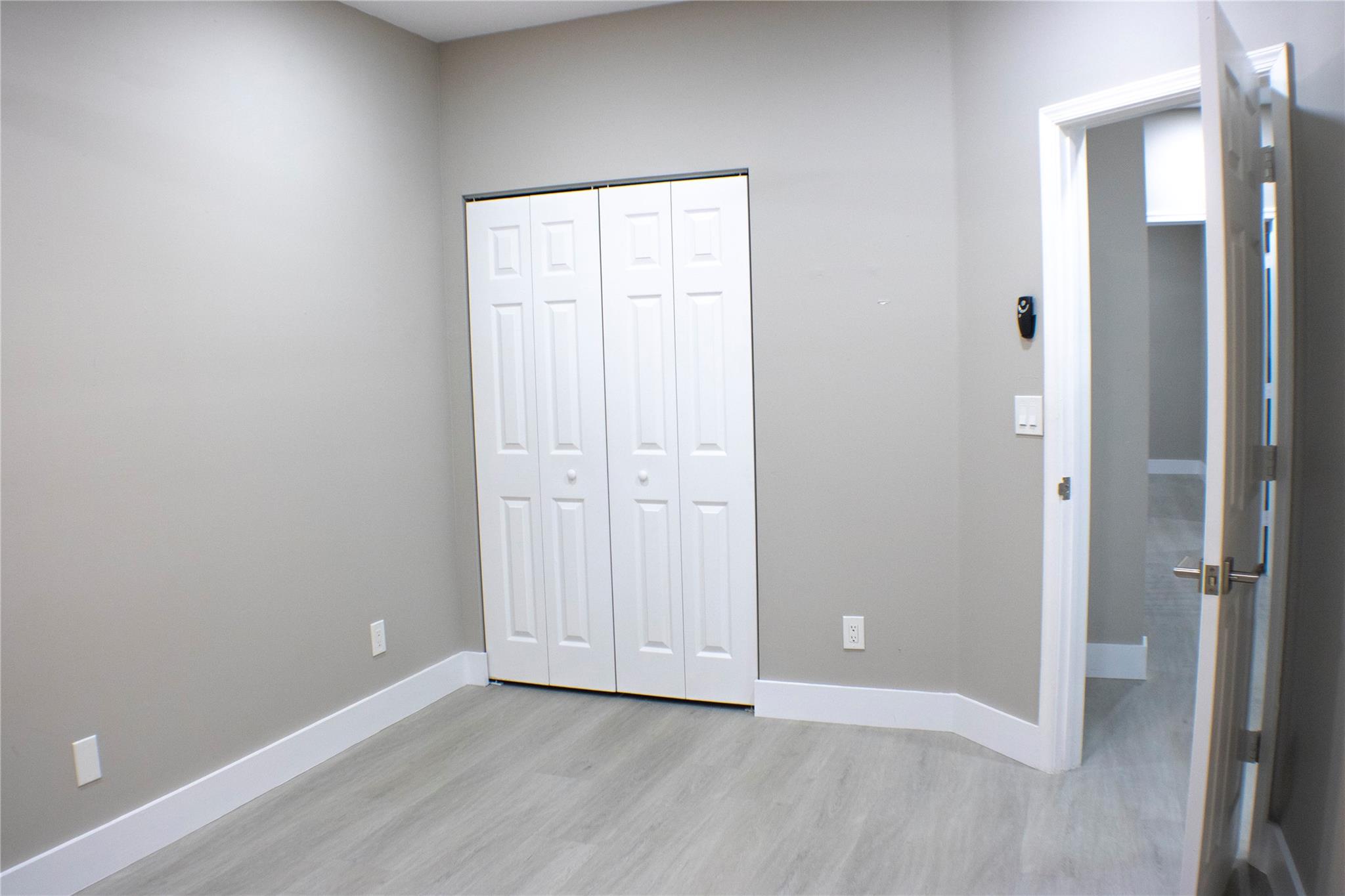 Manor Forest 04 - Residential