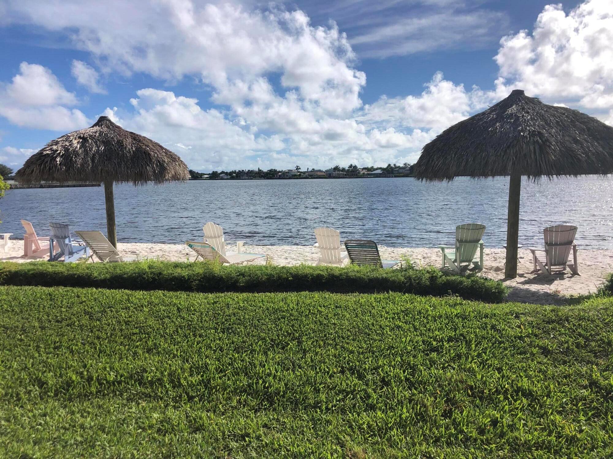 HYPOLUXOS MARINERS CAY CO - Residential Lease