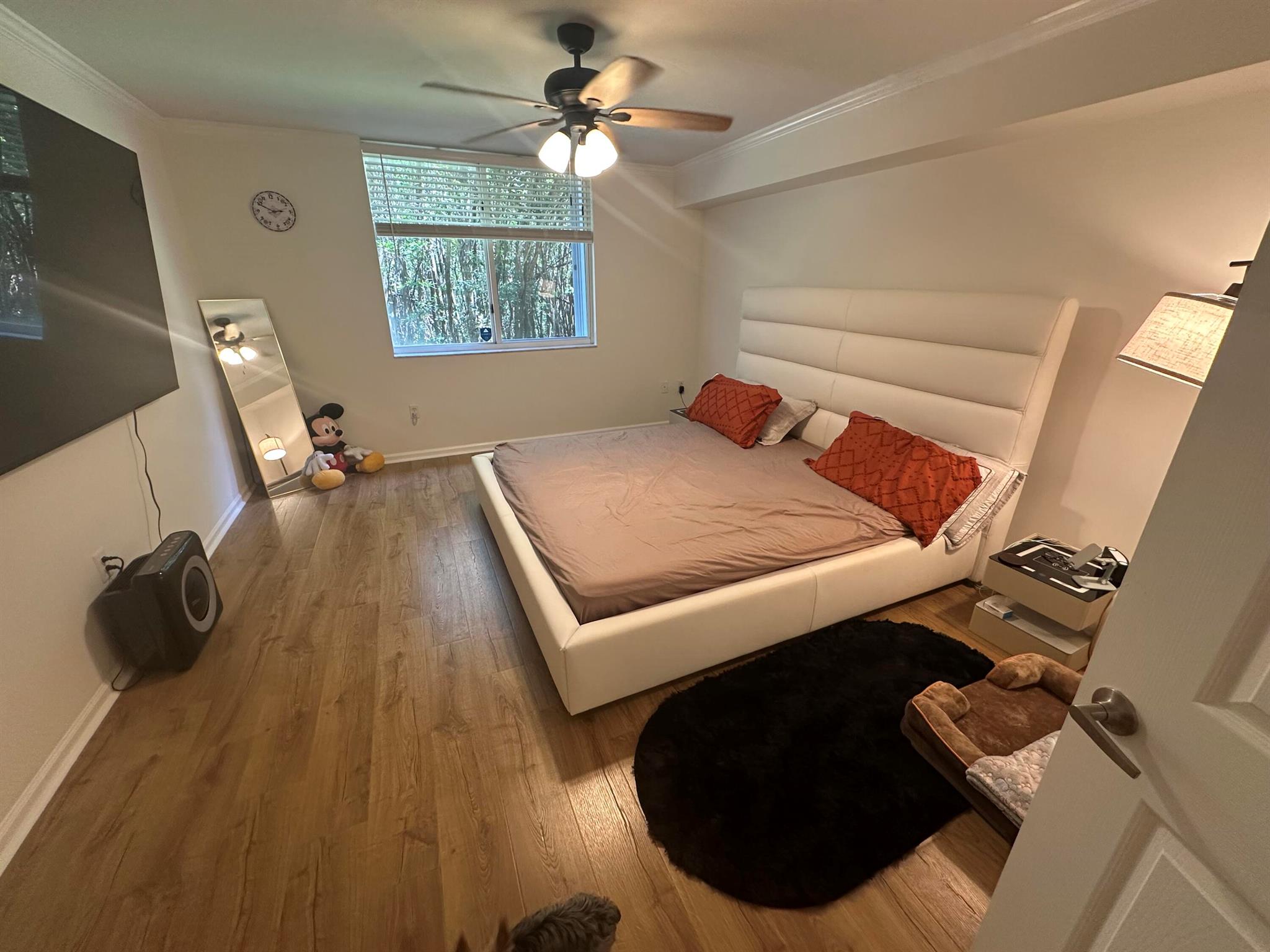 HYPOLUXOS MARINERS CAY CO - Residential Lease