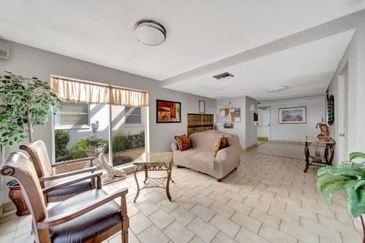 CASTLE APARTMENTS - Residential Lease