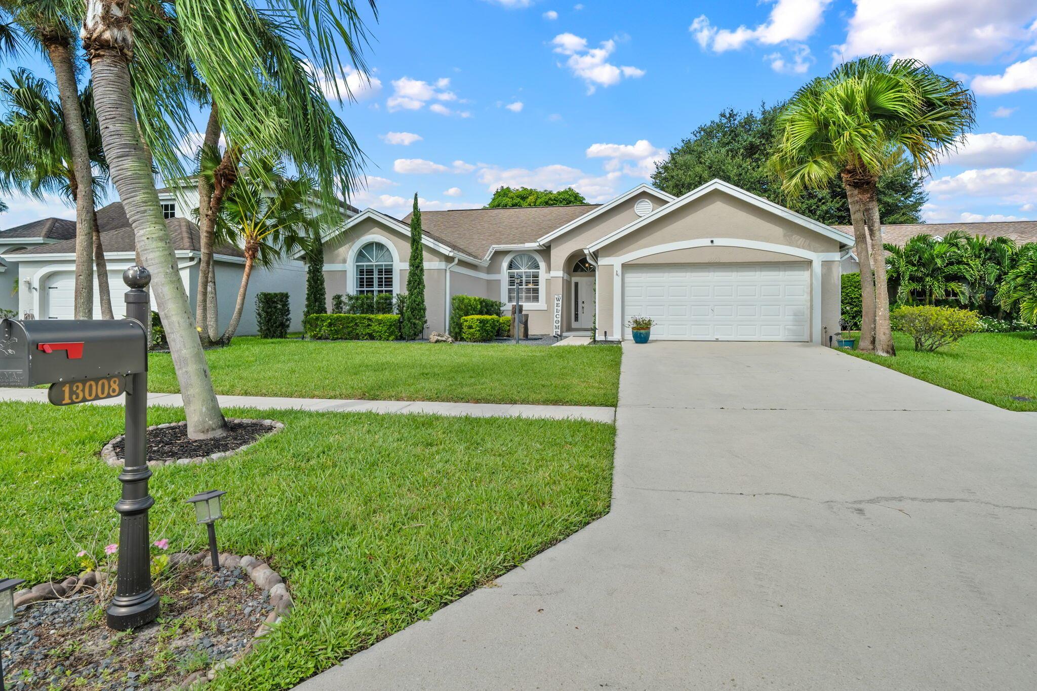 Welcome to this charming 3-bedroom, 2-bathroom single-family home available for rent in the heart of Wellington! Located in the desirable gated community of Meadowland Cove, this well-maintained residence offers comfort, convenience, and a great lifestyle.The home features a bright and open floor plan with vaulted ceilings, tile flooring in the main living areas, and plenty of natural light. The spacious kitchen includes ample cabinet space, a breakfast area, and a pass-through to the dining room.