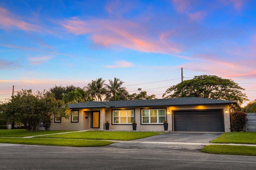 Photo of 841 NW 75TH Terrace, Plantation, FL 33317 (MLS # B26061877)