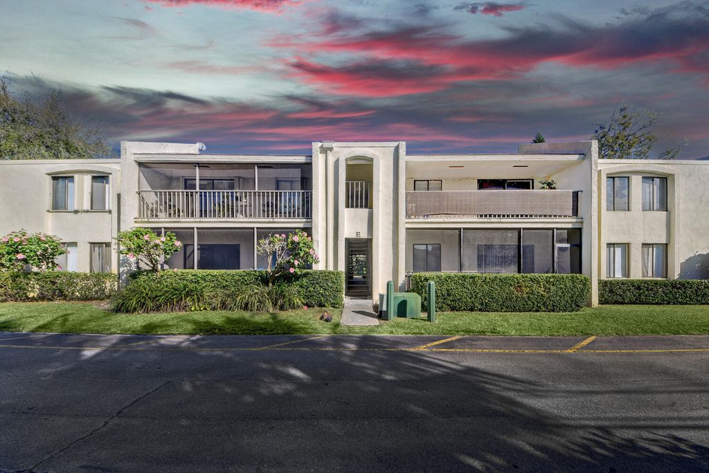 Photo of 150 Pineview Road Rd #E7, Jupiter, FL 33469 (MLS # R10775658)