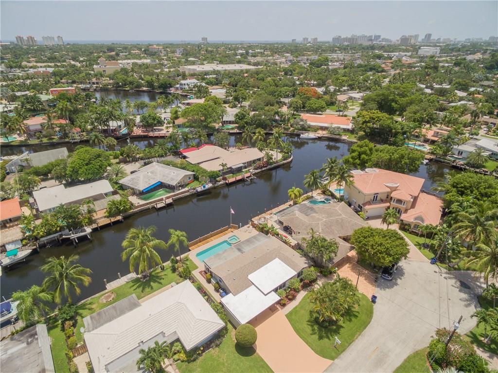 MIDDLE RIVER MANOR - Residential
