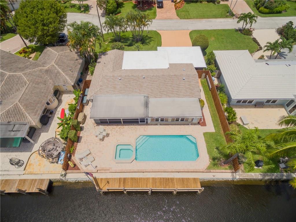MIDDLE RIVER MANOR - Residential
