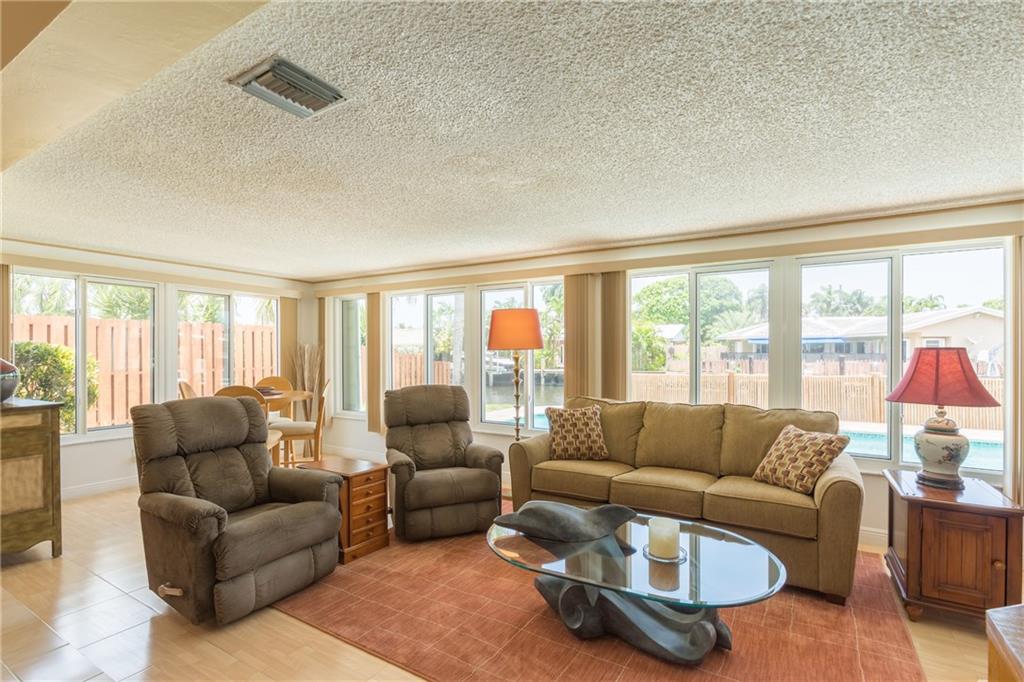 MIDDLE RIVER MANOR - Residential