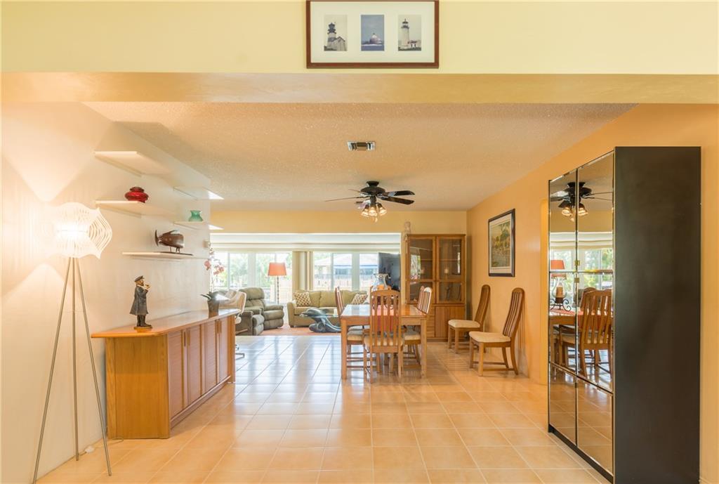 MIDDLE RIVER MANOR - Residential