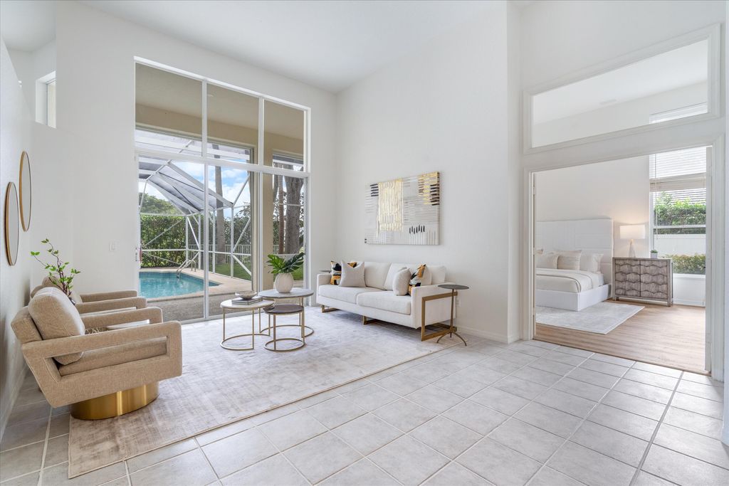 Photo of 2805 Hampton Circle E, Delray Beach, FL 33445 (MLS # B26002350)