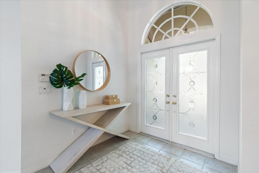 Photo of 2805 Hampton Circle E, Delray Beach, FL 33445 (MLS # B26002350)