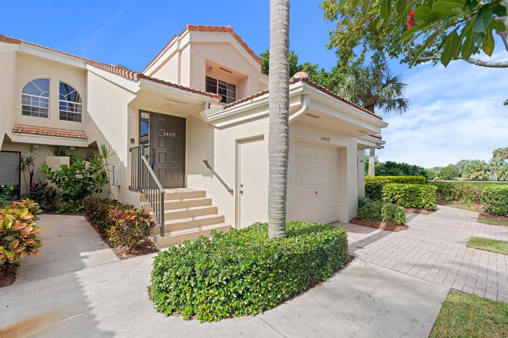 FAIRWAYS AT SOMERSET CONDO - Residential