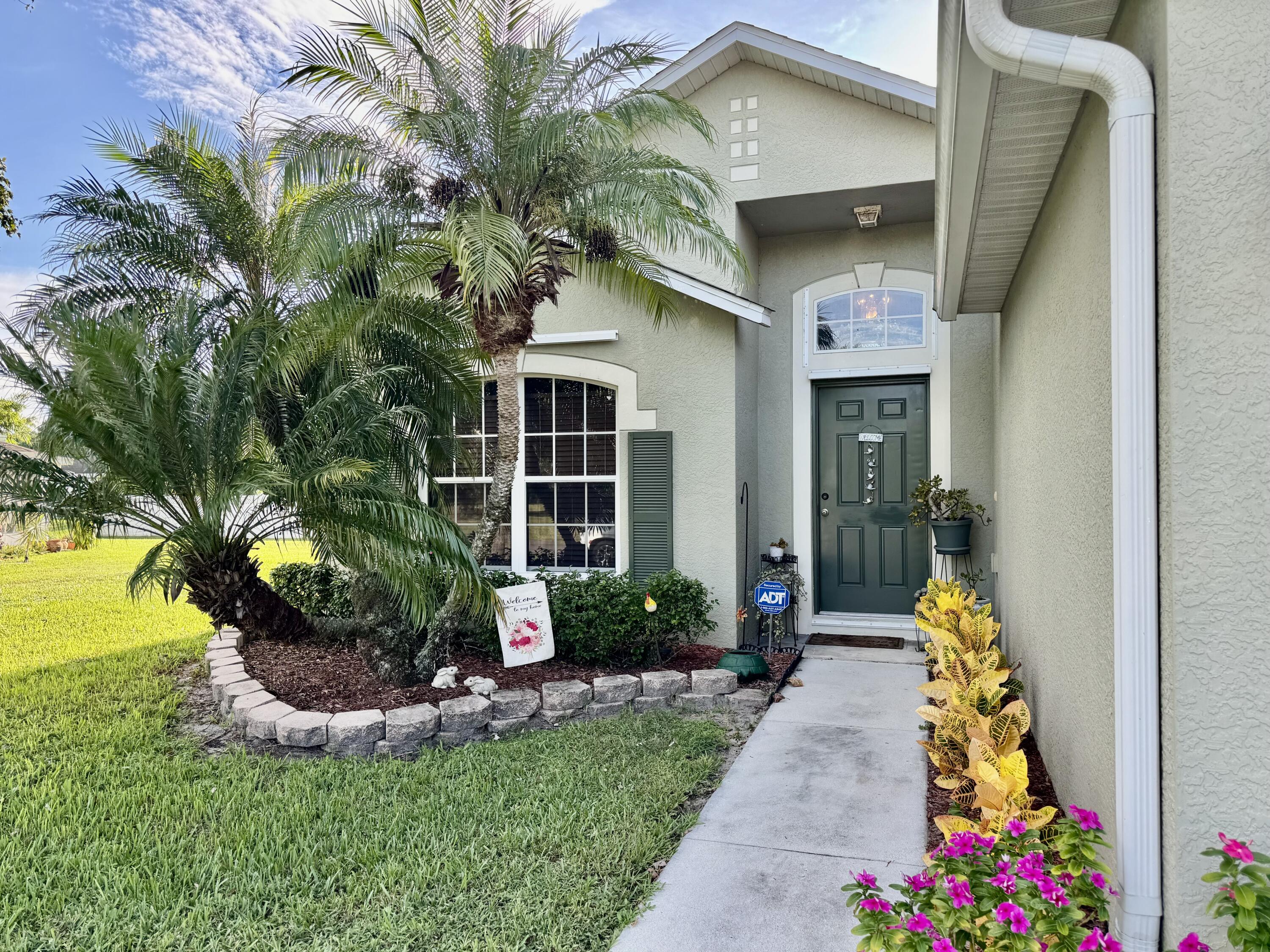527 SE 38th Avenue