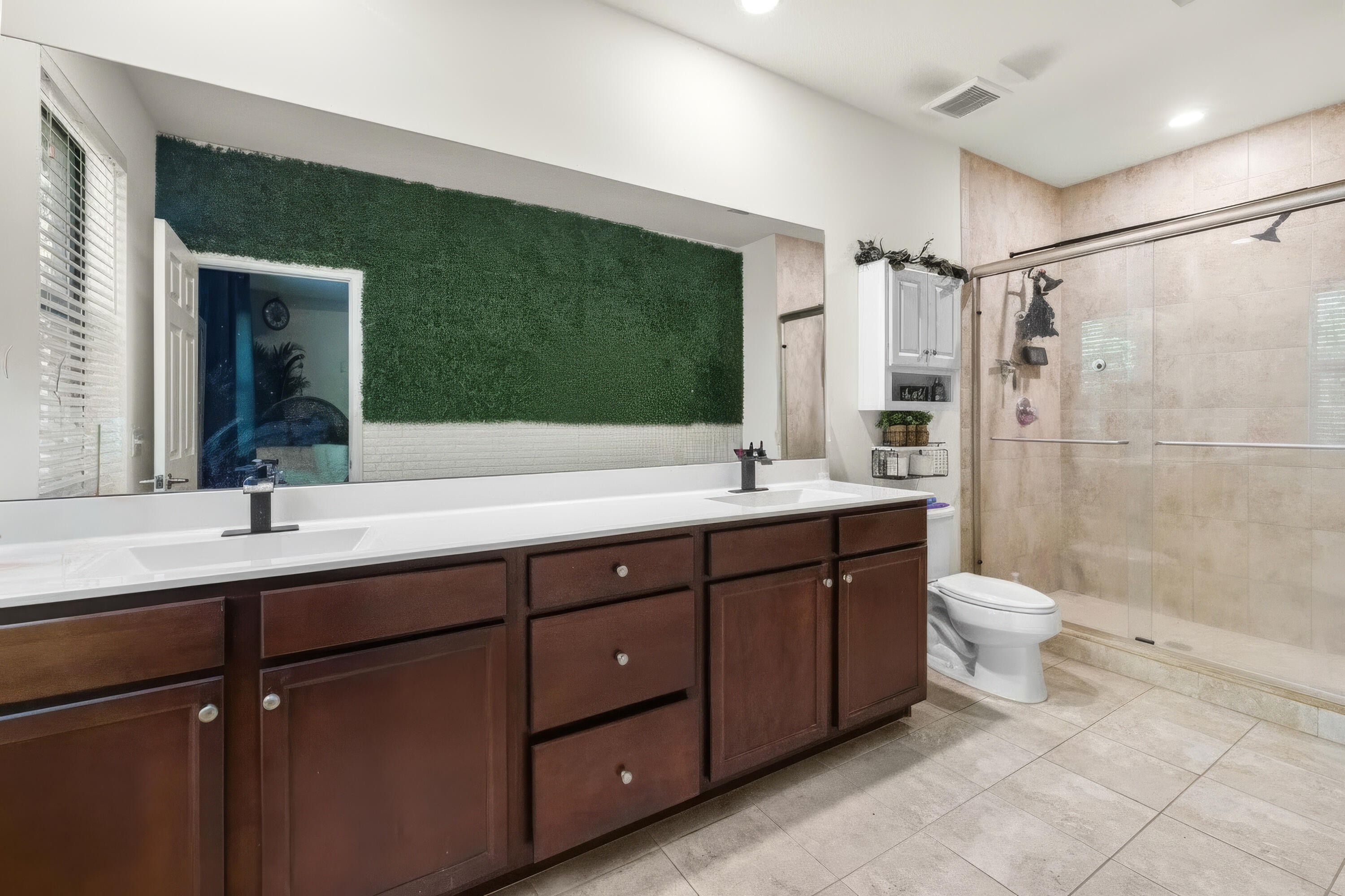 SIMONTON COURT - Residential