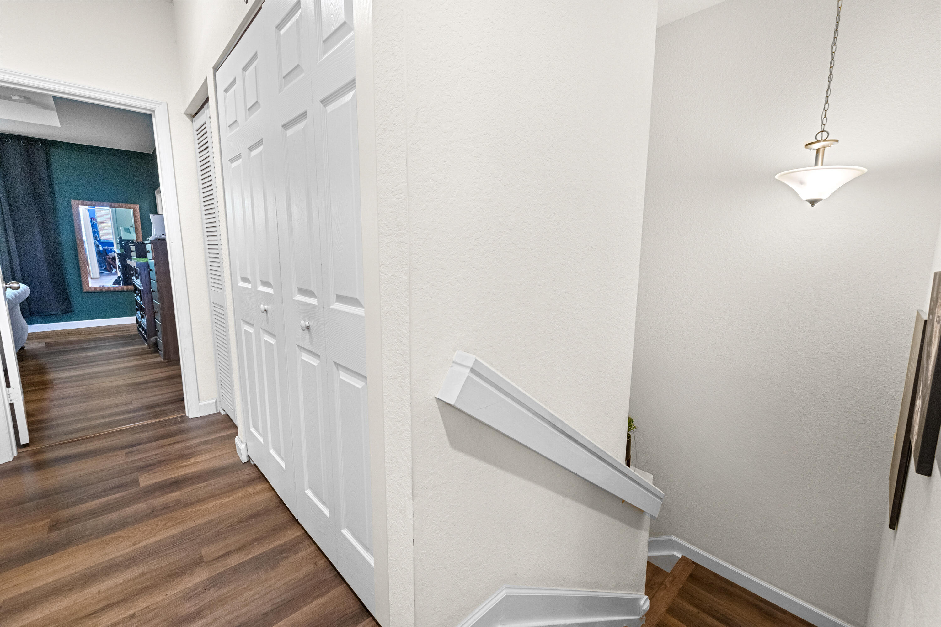 SIMONTON COURT - Residential