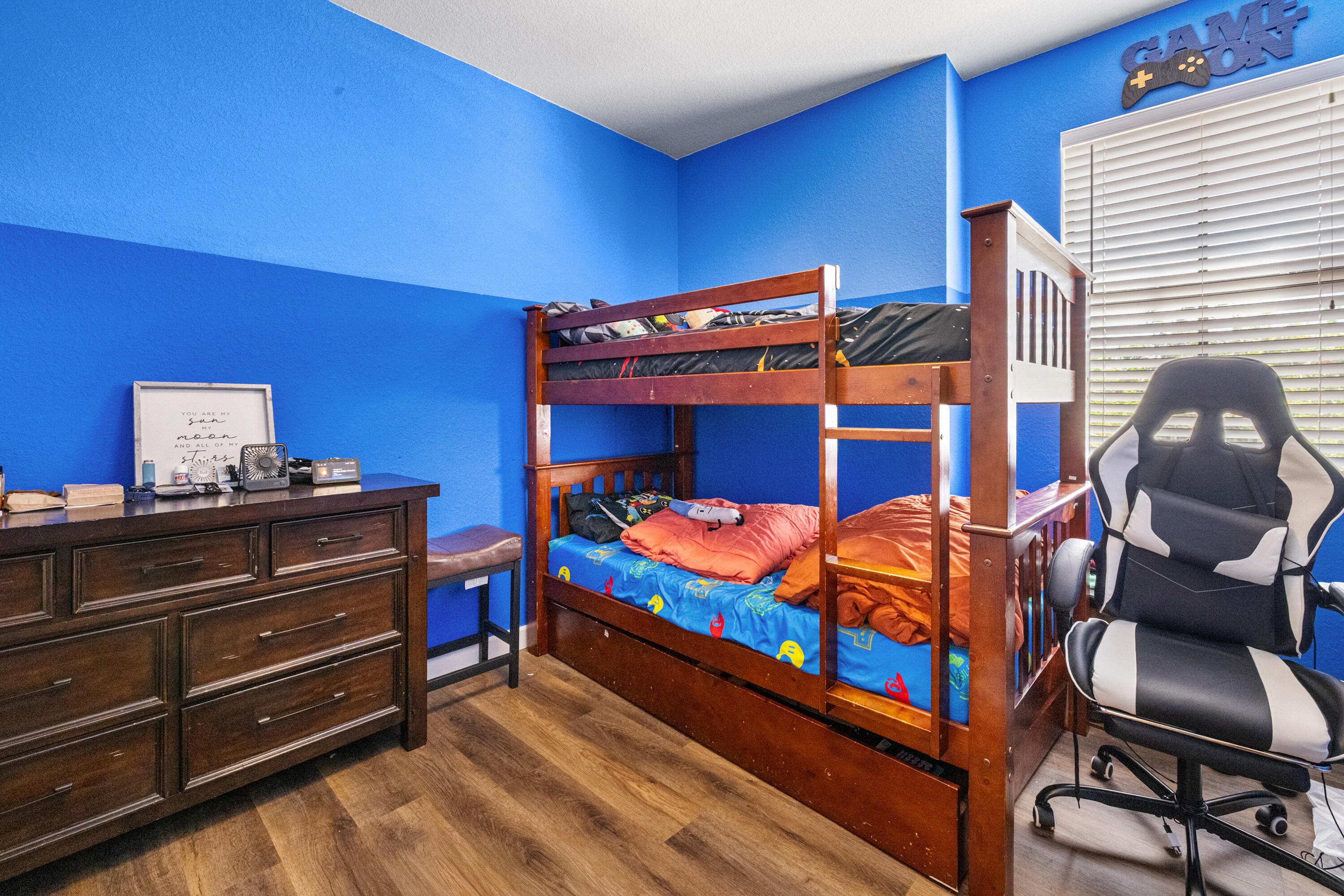 SIMONTON COURT - Residential