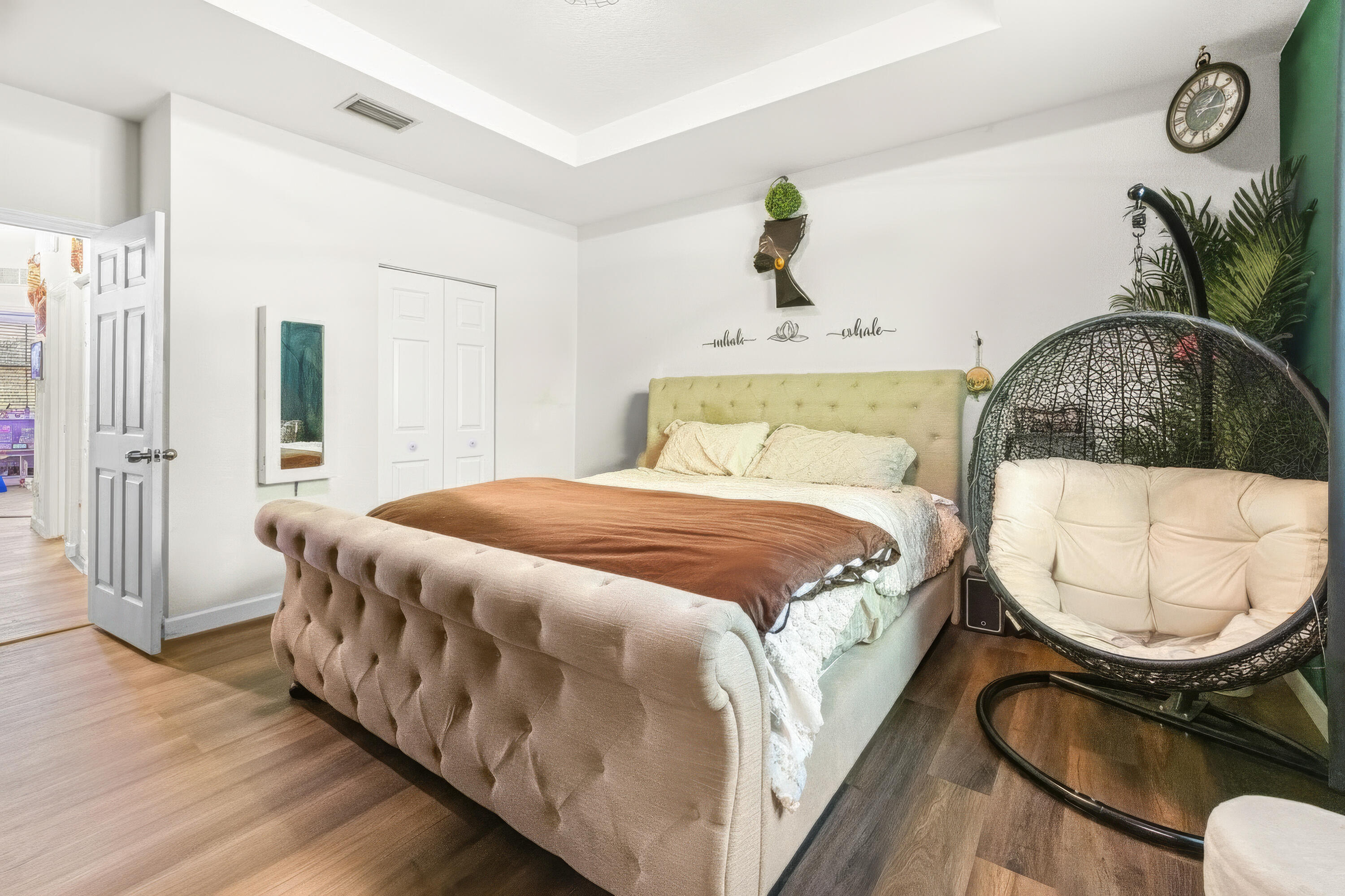 SIMONTON COURT - Residential