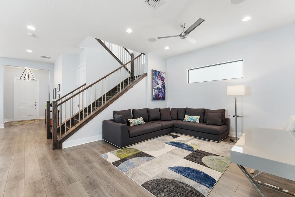 ALTON NEIGHBORHOOD - Residential