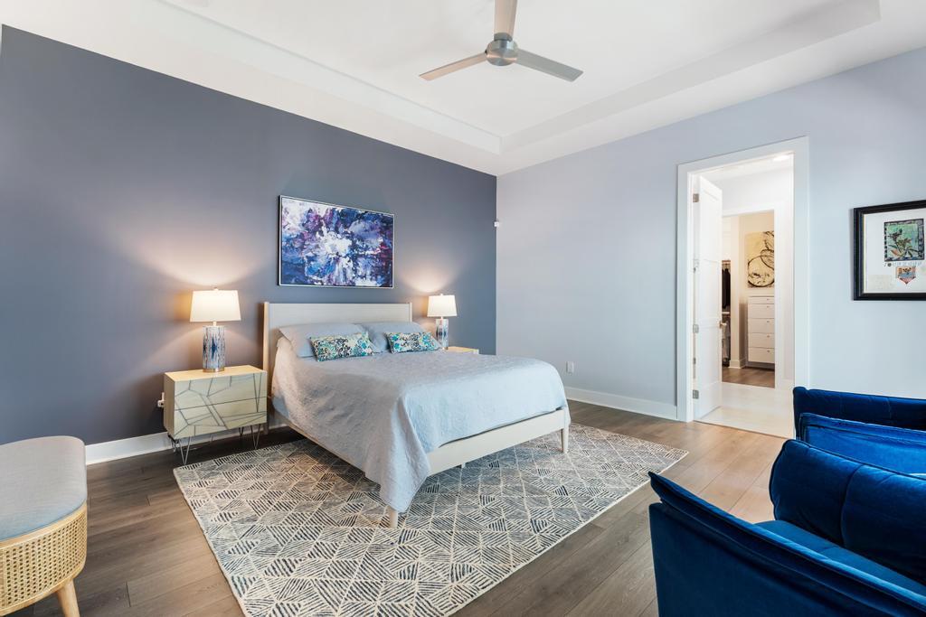 ALTON NEIGHBORHOOD - Residential