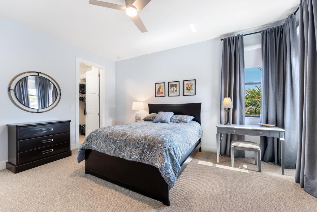 ALTON NEIGHBORHOOD - Residential