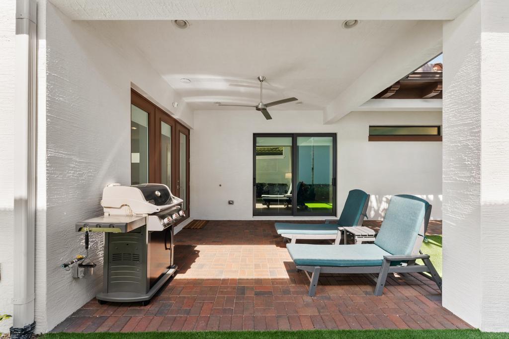 ALTON NEIGHBORHOOD - Residential