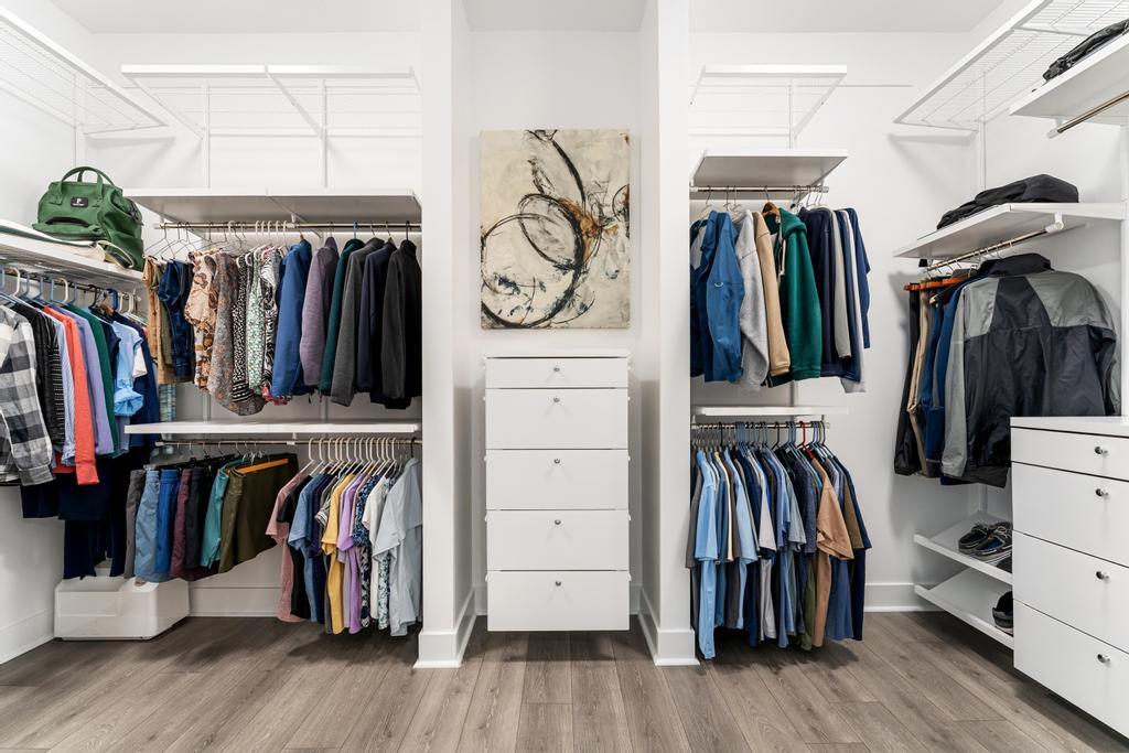 ALTON NEIGHBORHOOD - Residential