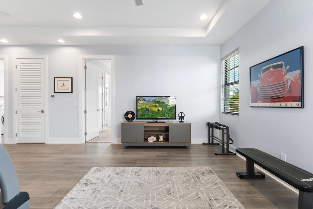 ALTON NEIGHBORHOOD - Residential