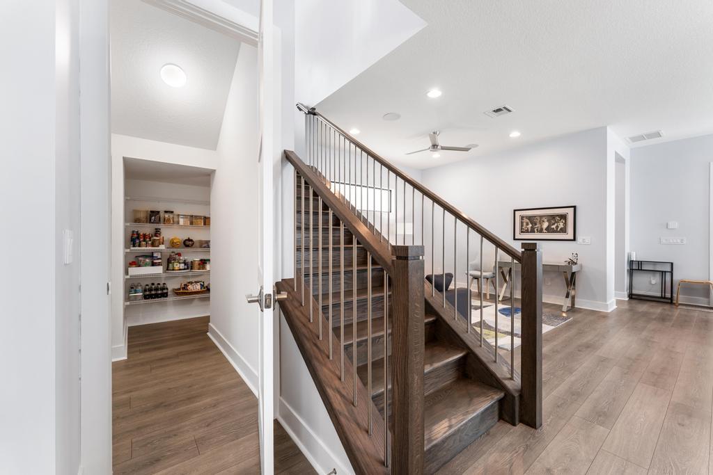 ALTON NEIGHBORHOOD - Residential