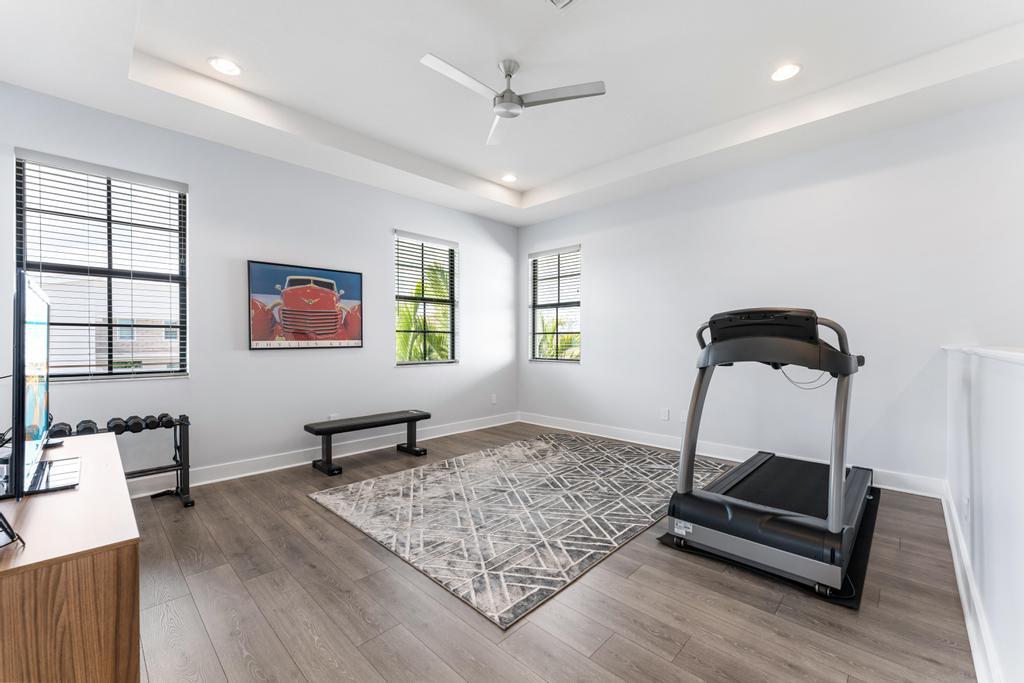 ALTON NEIGHBORHOOD - Residential