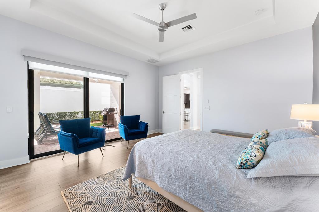 ALTON NEIGHBORHOOD - Residential