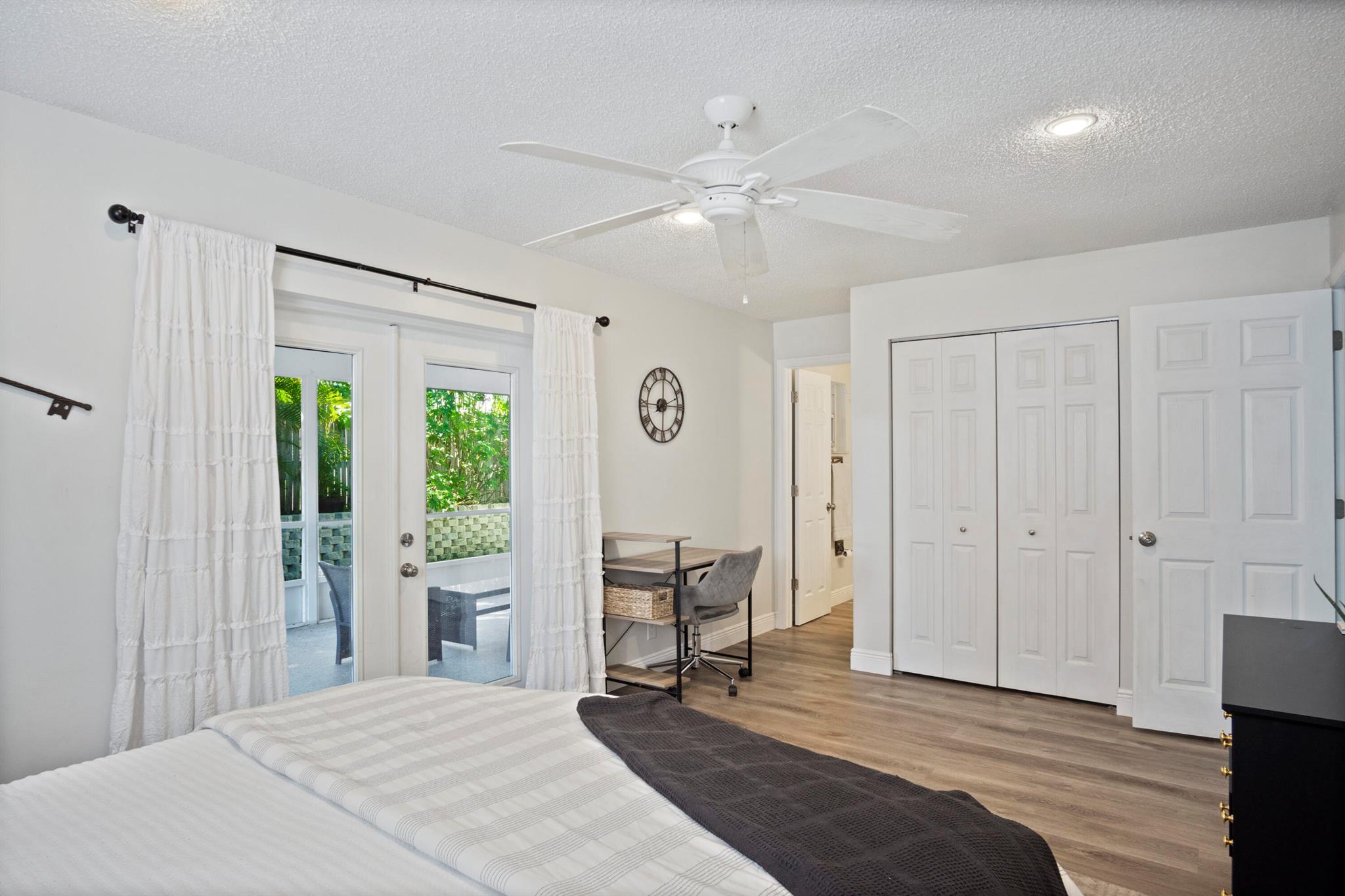 EASTRIDGE ESTATES - Residential Lease