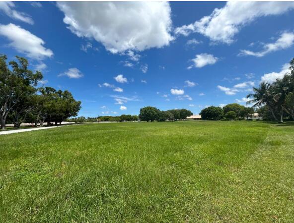 Photo of 9000 KENDALE Court, Lake Worth, FL 33467 (MLS # B26076232)