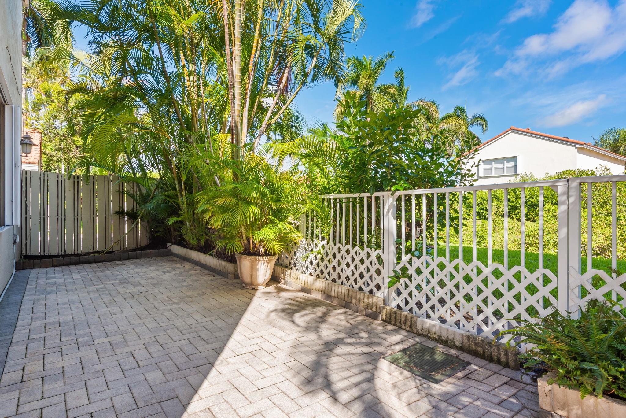 WEST LAKE VILLAGE - Residential