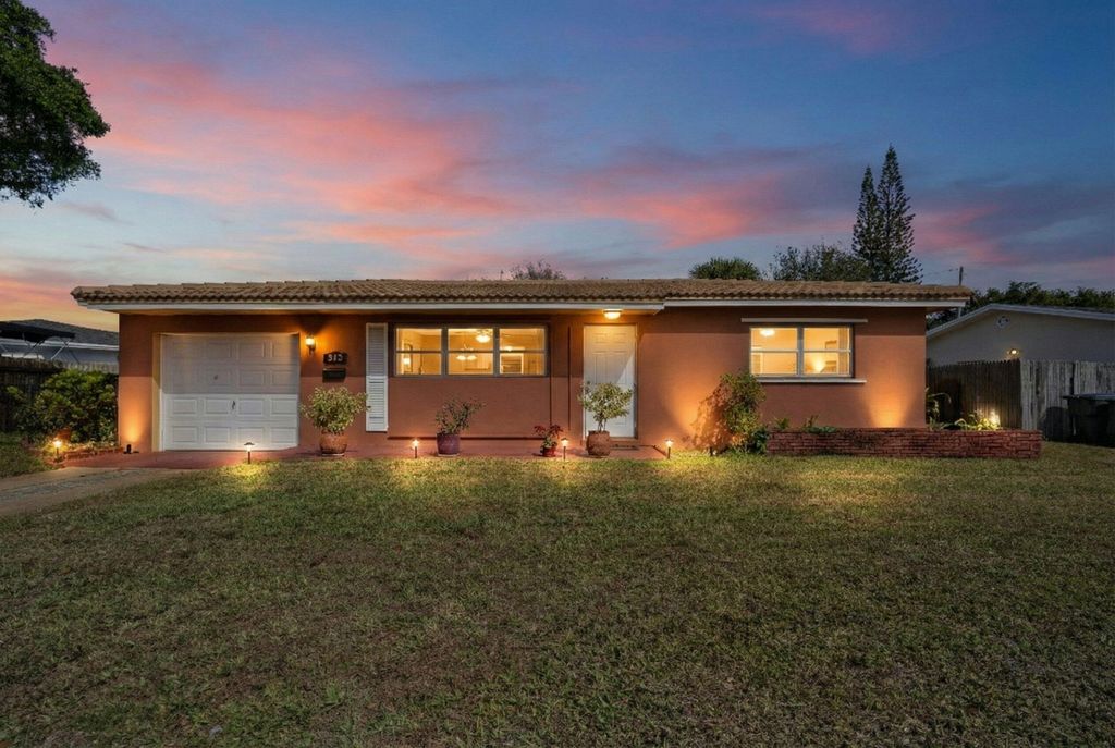 Photo of 545 Flagler Boulevard, West Palm Beach, FL 33403 (MLS # R11161102)