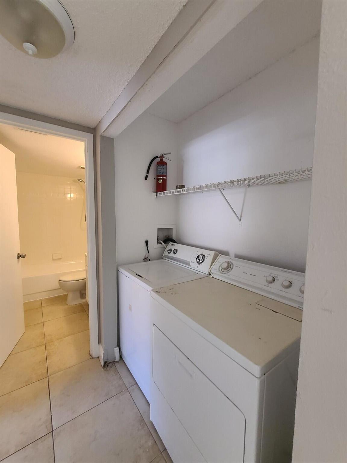 PALM BEACH PLACE CONDO - Residential Lease