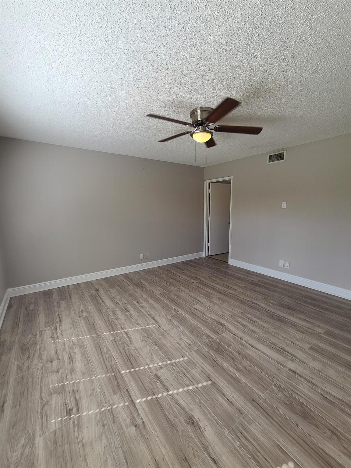 PALM BEACH PLACE CONDO - Residential Lease