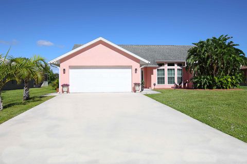 A home in Port St Lucie