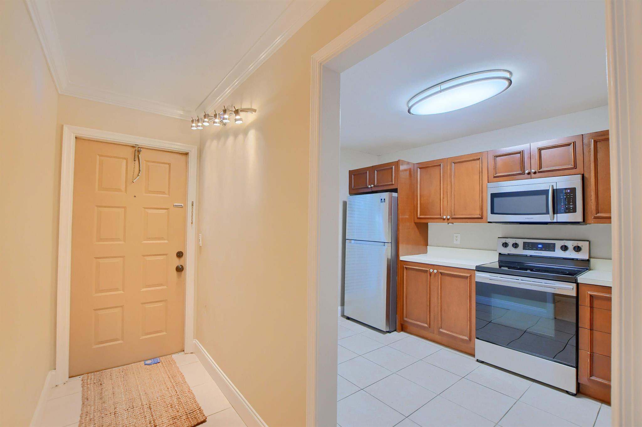 HEATHERWOOD CONDO - Residential