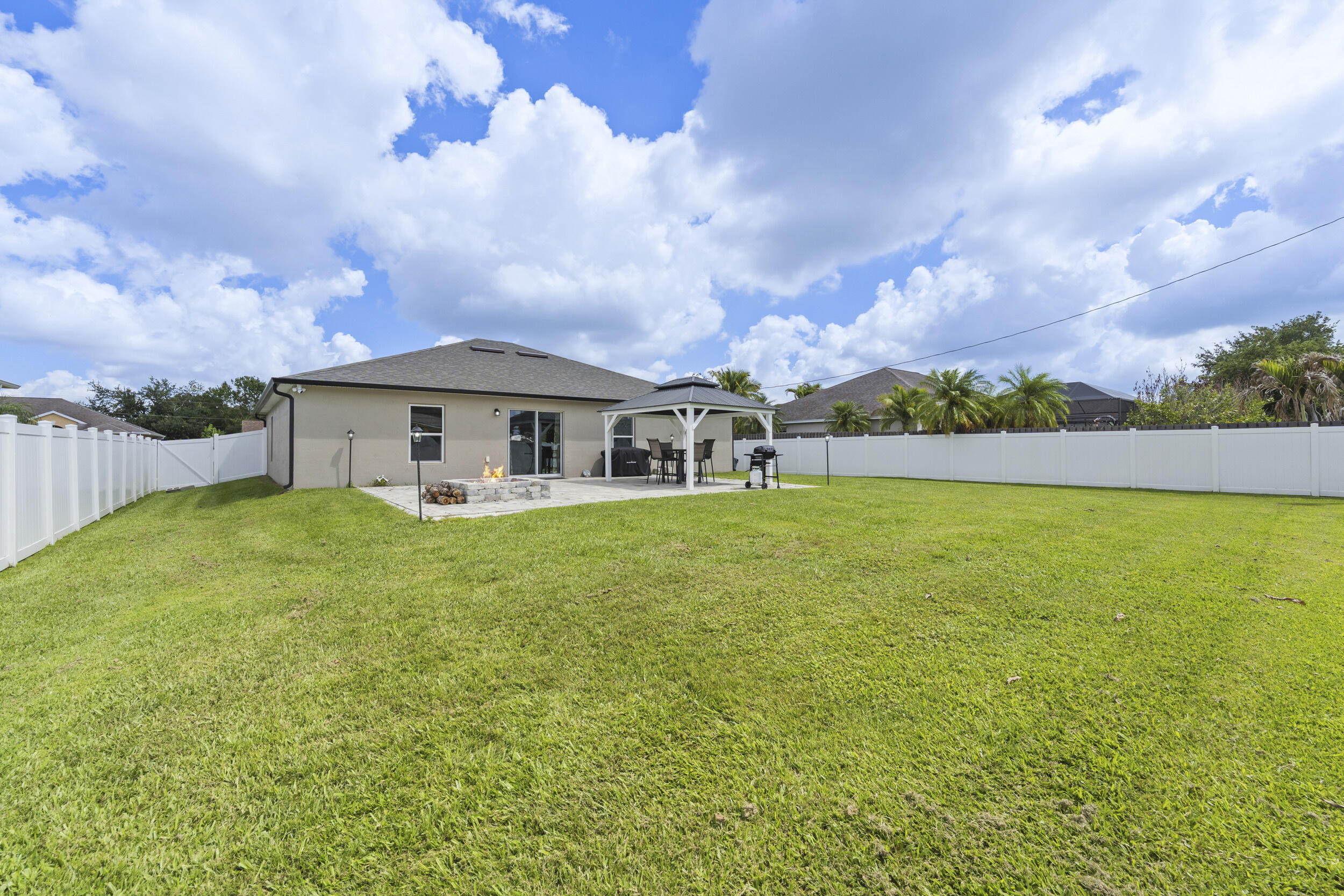 PORT ST LUCIE SECTION 13 - Residential