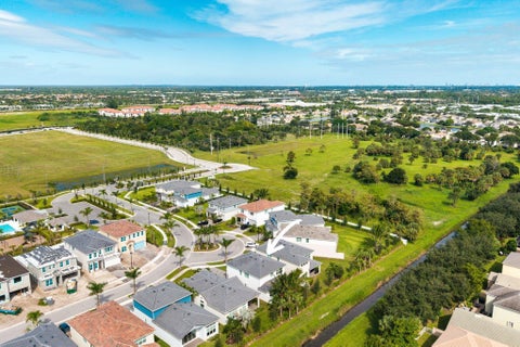Tiny photo for 138 Parkside Way, Royal Palm Beach, FL 33414 (MLS # B26090329)