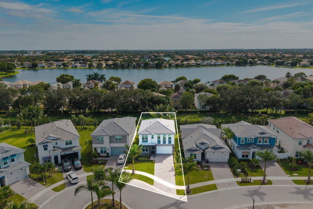 Photo of 138 Parkside Way, Royal Palm Beach, FL 33414 (MLS # B26090329)