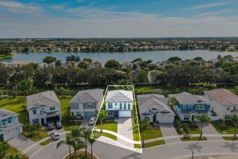 Photo of 138 Parkside Way, Royal Palm Beach, FL 33414 (MLS # B26090329)