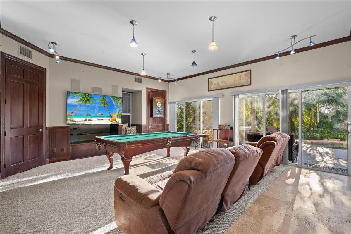 RUSTIC HILLS - Residential