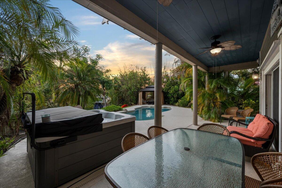 RUSTIC HILLS - Residential