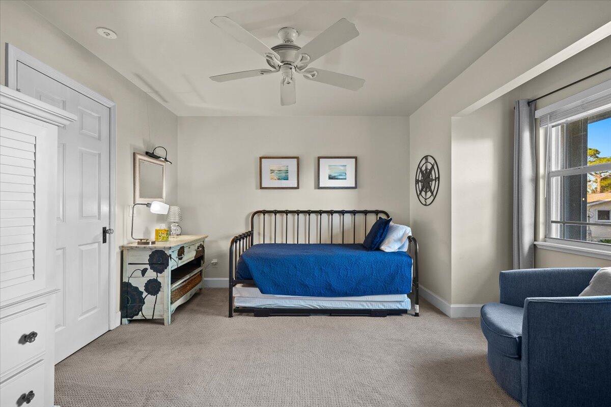 RUSTIC HILLS - Residential