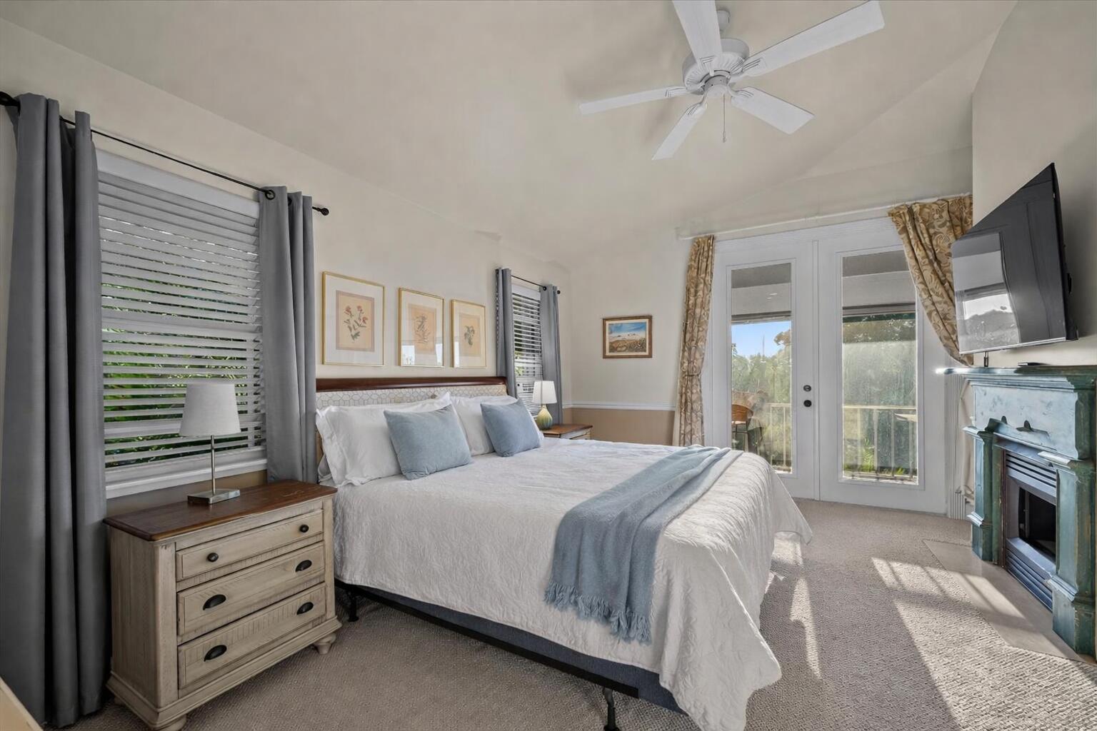 RUSTIC HILLS - Residential