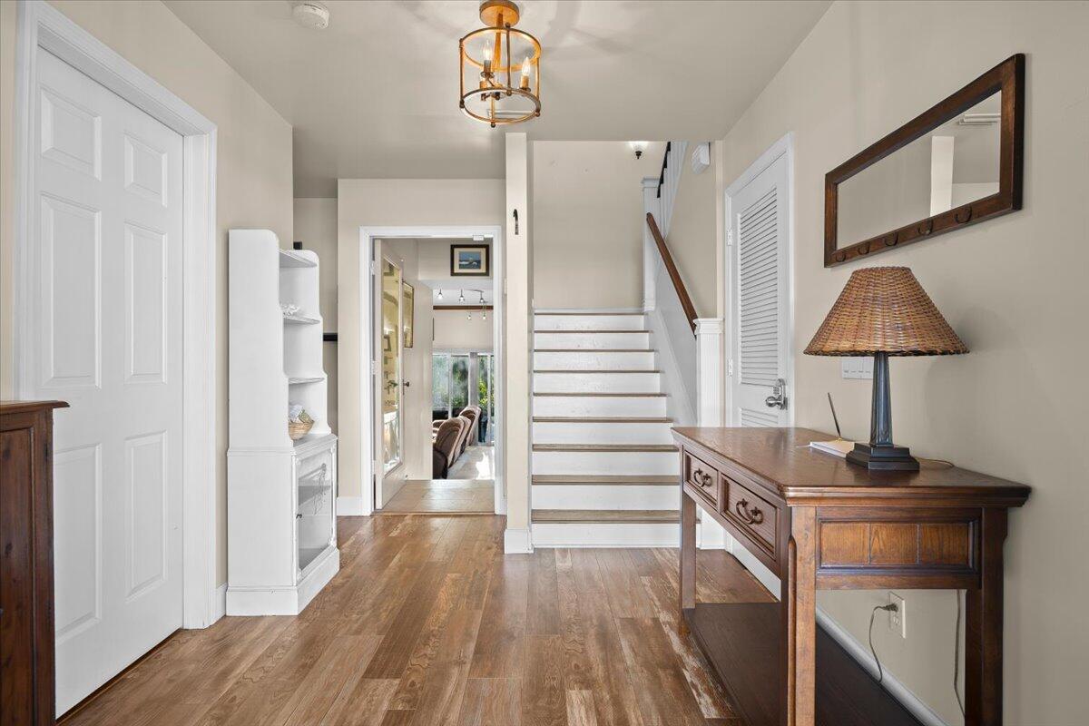 RUSTIC HILLS - Residential