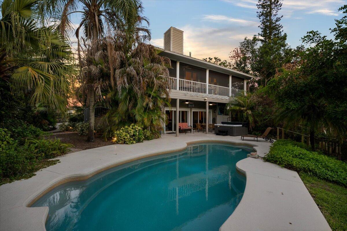 RUSTIC HILLS - Residential