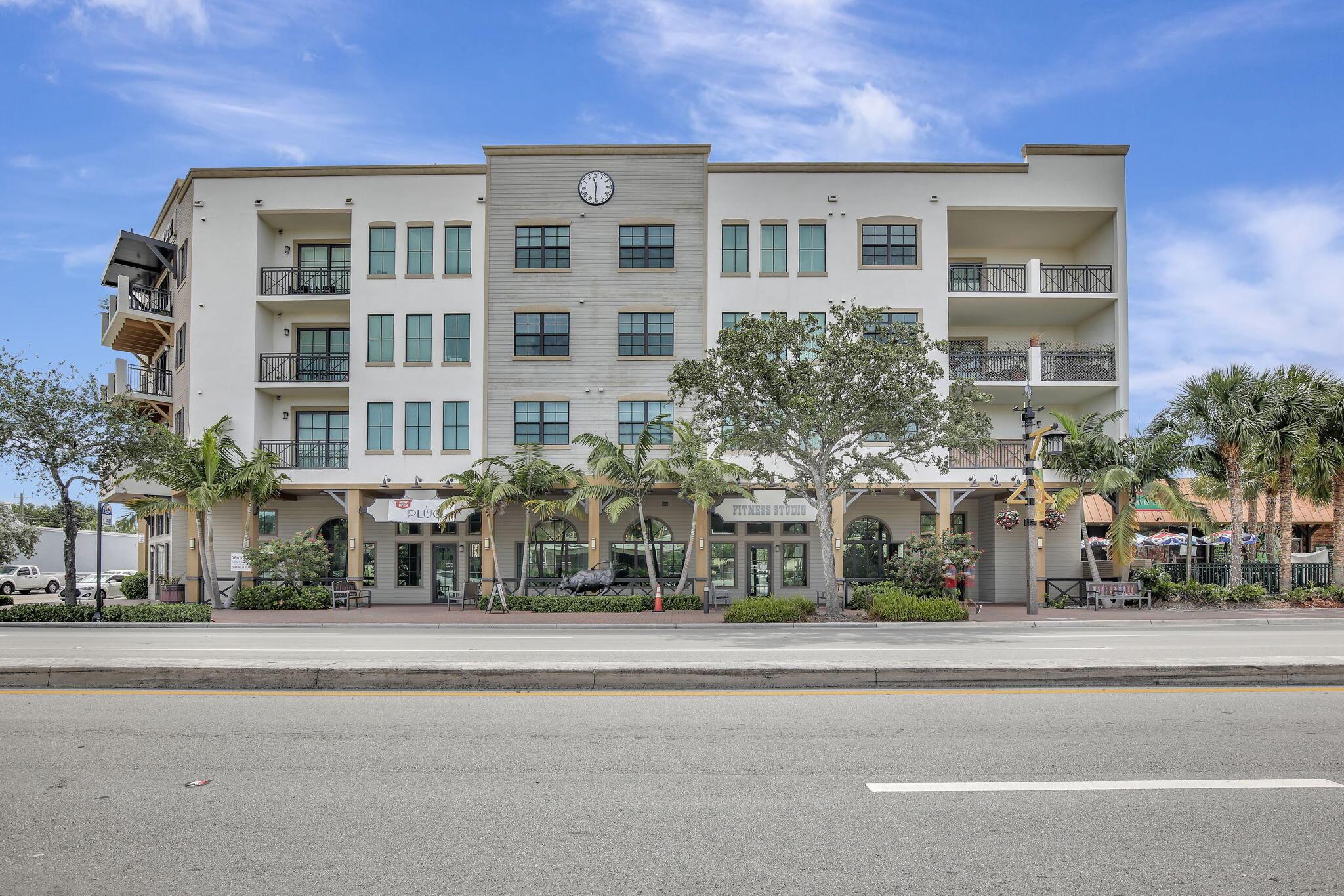 MAIN STREET LOFTS - Residential