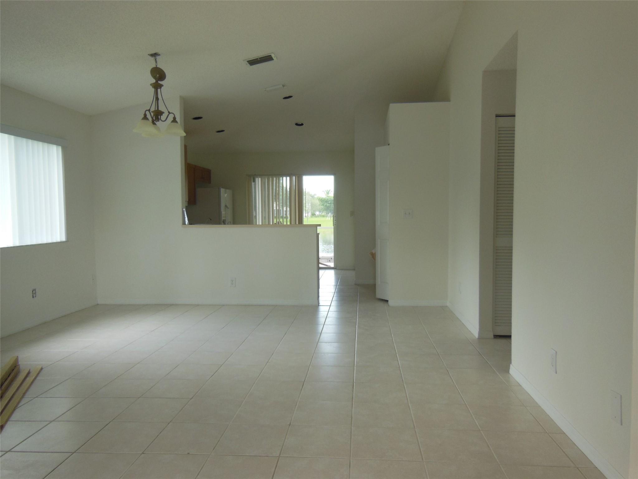 20811 NW 3 CT 20811