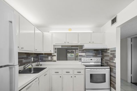 2500 Fiore Way 103a Delray Beach FL 33445